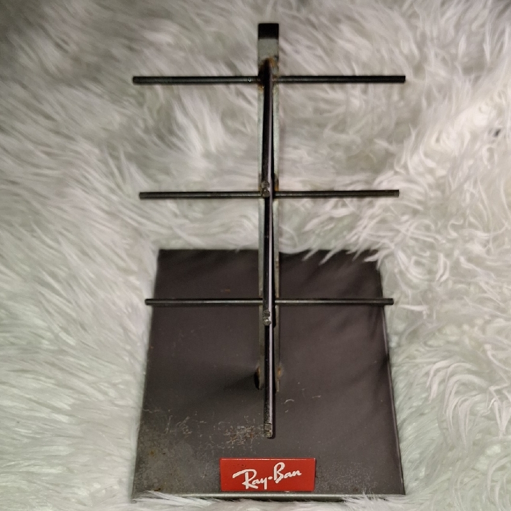 Ray-Ban Black Metal Eyewear Holder